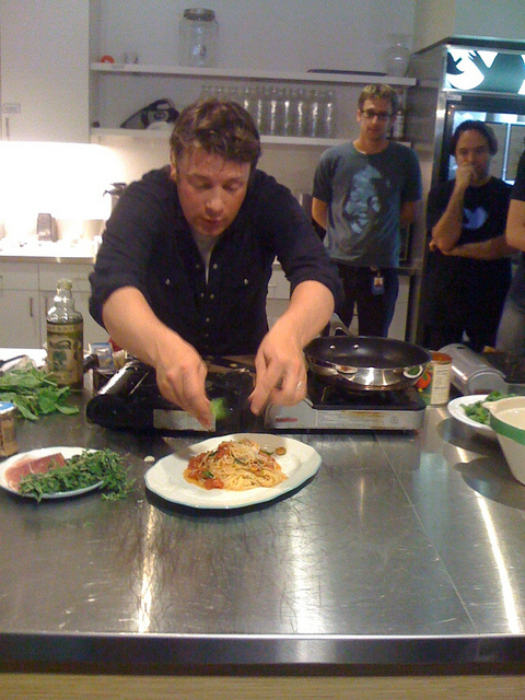 Online kerstinkopen: Jamie Oliver populair!